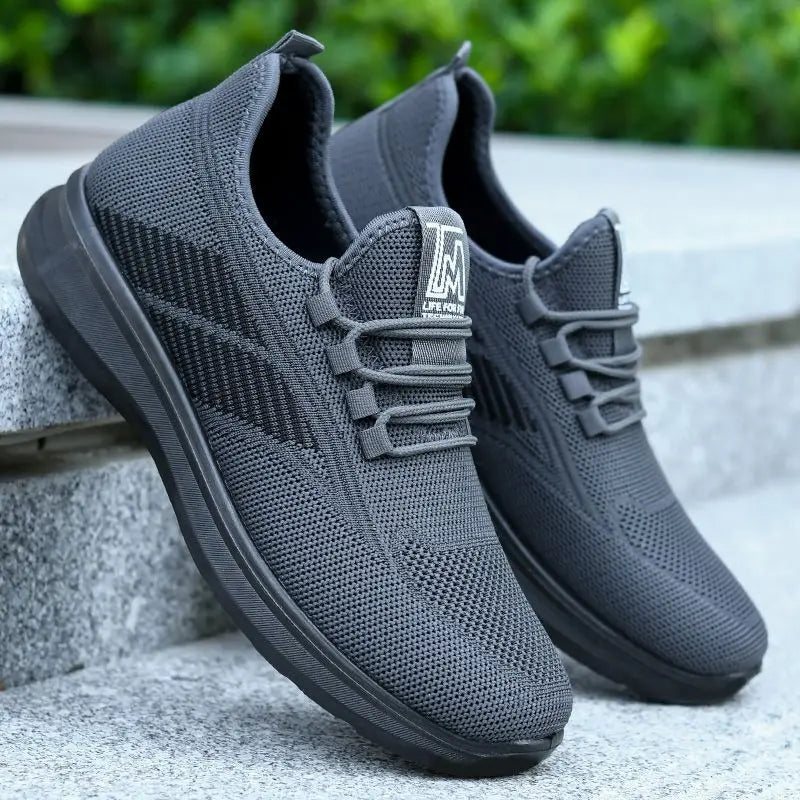 Men’s Lightweight Canvas Sneakers – Comfortable Casual Summer Shoes