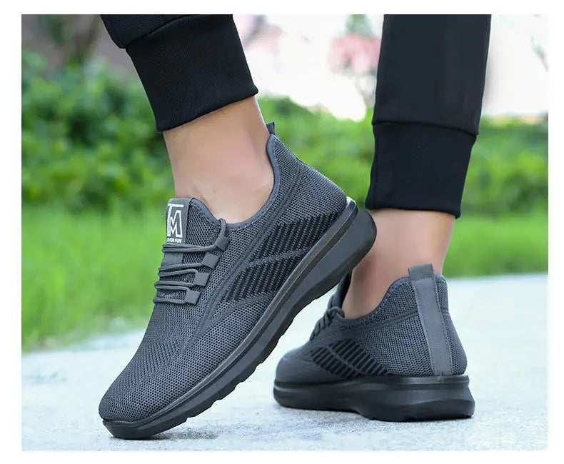 Men’s Lightweight Canvas Sneakers – Comfortable Casual Summer Shoes