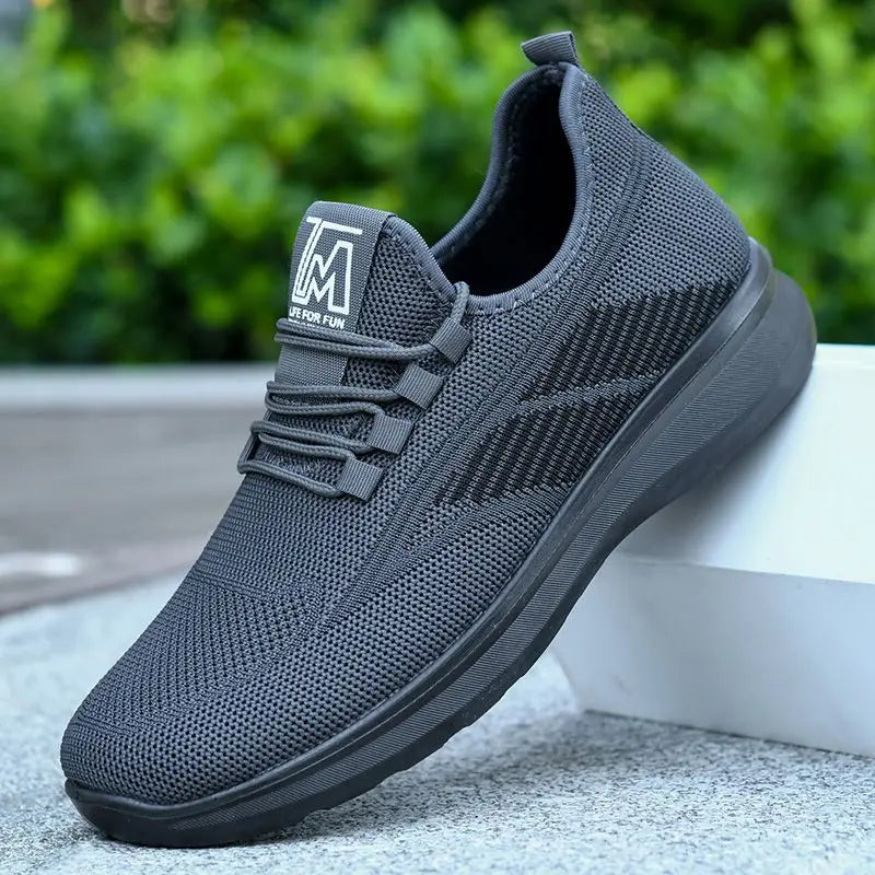 Men’s Lightweight Canvas Sneakers – Comfortable Casual Summer Shoes